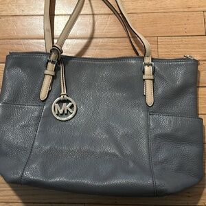 Michael Kors Grey Shoulder bag